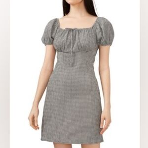 Riley Rae Square-Neck Dress.Puff Sleeve Gingham Mini Dress - Black and White SM